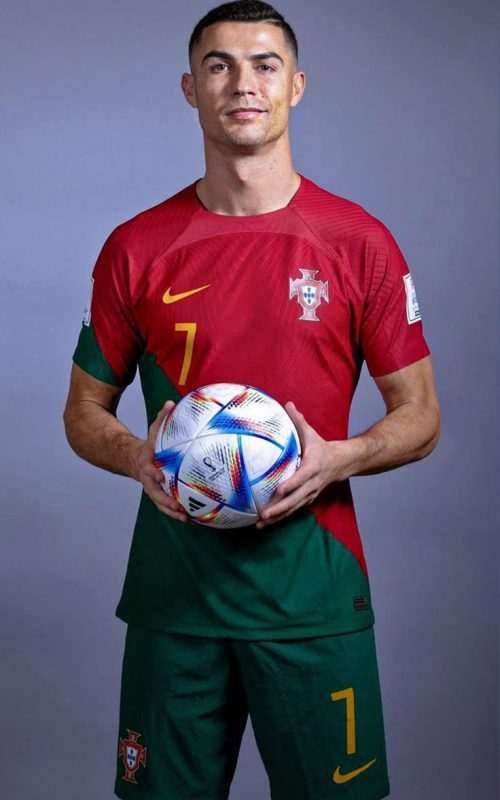 Cristiano-Ronaldo-2.jpeg